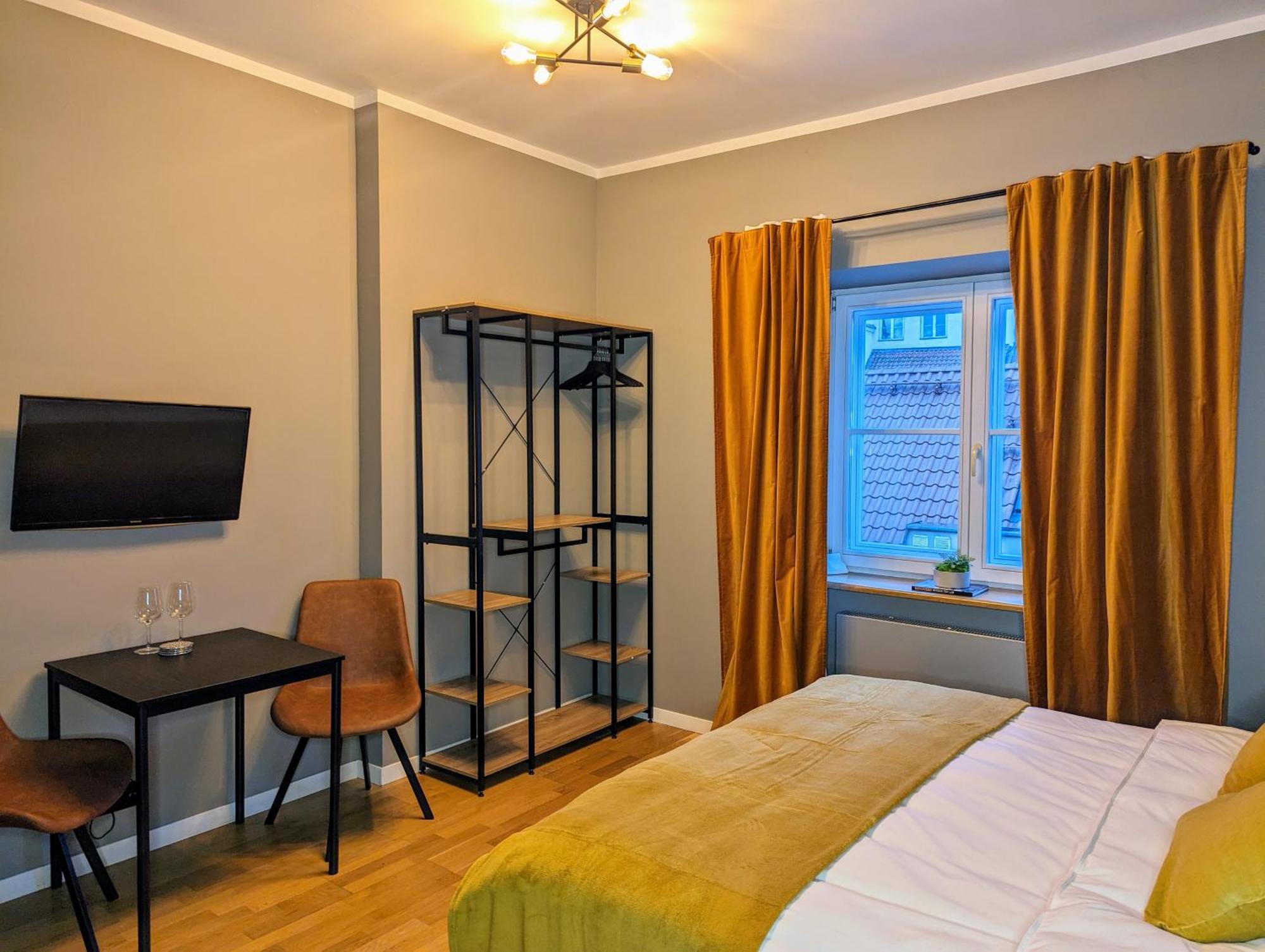 Bella Luna Luxury Suites - Chic Residence In Historic Square Варшава Екстер'єр фото